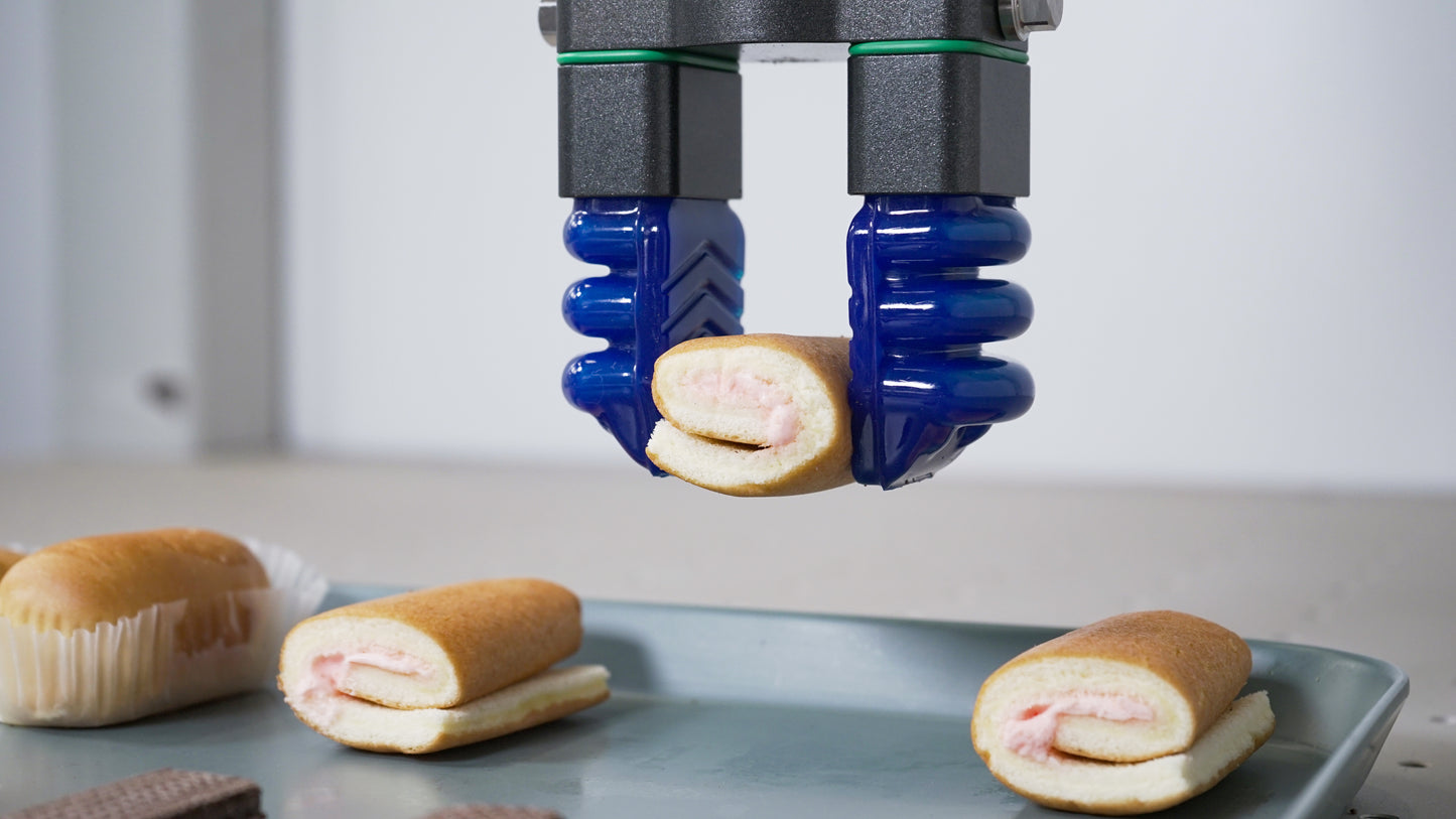 SFG-S_food_grade_Finger_Gripper_GRIP_pastries2